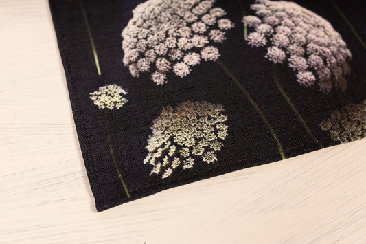 Napkin | Lace Flowers